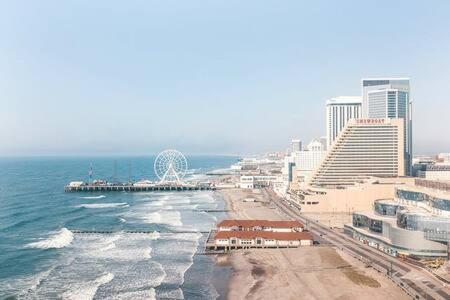 2Br 3Ba Ocean Front Condo On The Boardwalk Cozysuites Atlantic City Zewnętrze zdjęcie